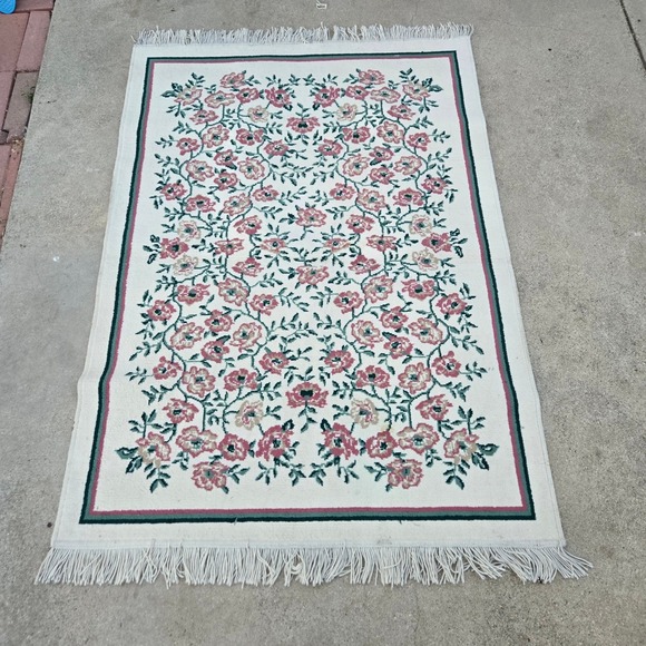 Other - Floral Rose Accent Rug Area Rug Cream Pink Green Fringe USA 47" x 71 in